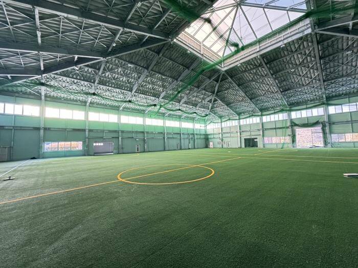 土のグラウンドより優秀!? サッカーに人工芝を導入するメリット